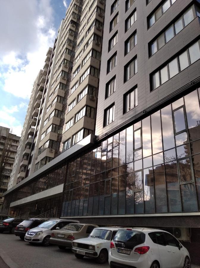 Sky House Exclusive Apartments Chisinau Eksteriør bilde